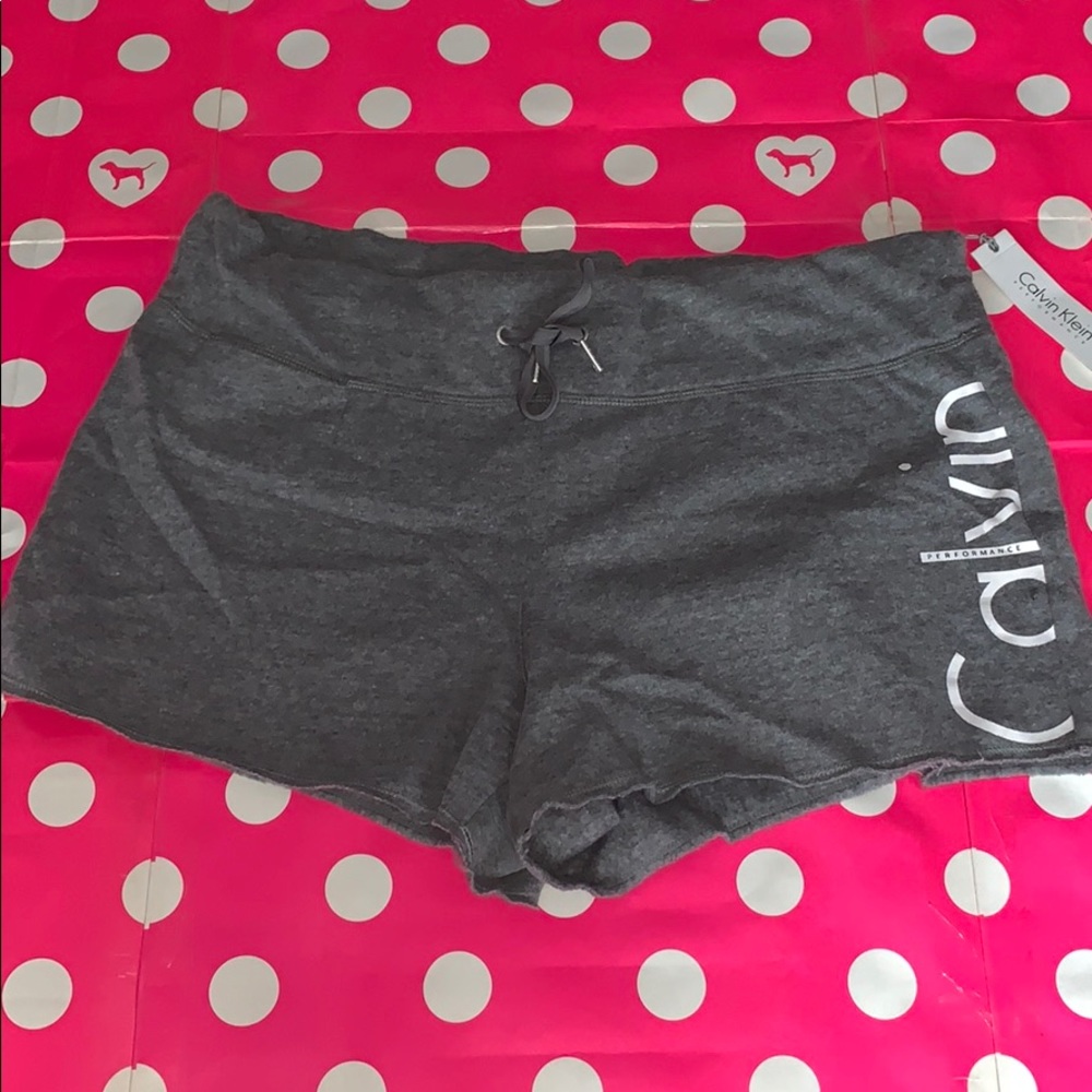 NWT CALVIN KLEIN PERFORMANCE SHORTS GRAY XL